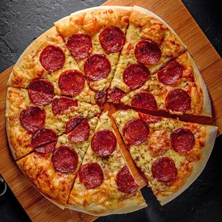 Pepperoni pizza