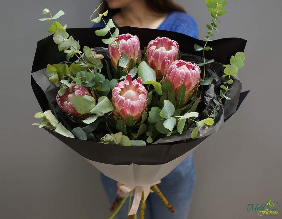 Buchet cu protea