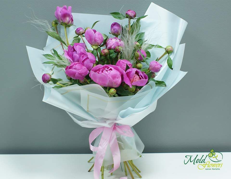 Buchet din bujori in hârtie verde