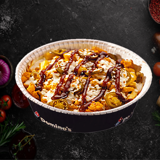 Potatoes with gourmet chicken and barbecue sauce