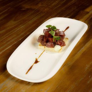 Tosta de atún rojo (2 Uds.)