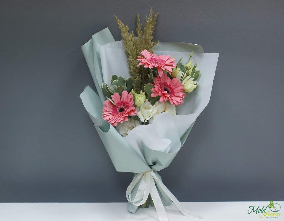 Buchet cu gerbera roz