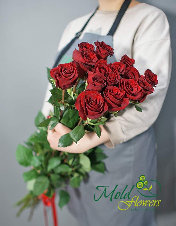 Buchet din 15 trandafiri rosii Olandeji Premium 90-100 cm (la comanda, 10 zile)