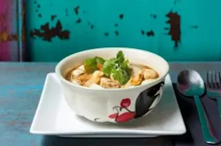 TOM YAM