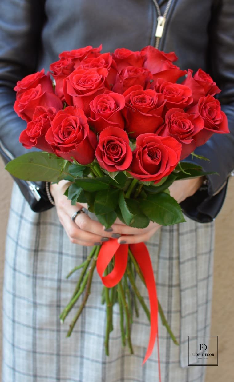 Ramo de 20 rosas rojas