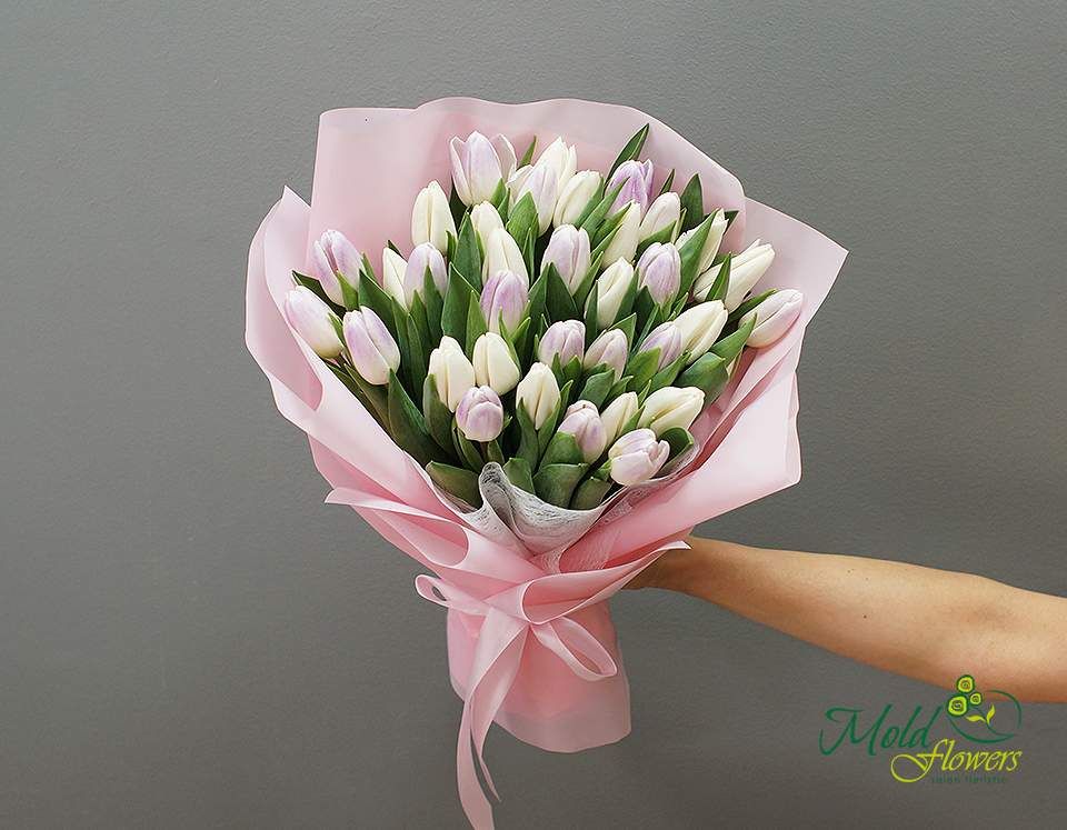 Buchet din lalele „Parfum de primăvară”